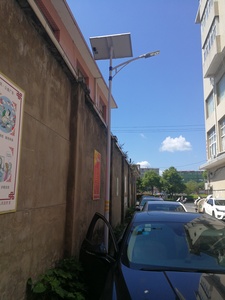 萍乡湘东区1300套30瓦太阳能路灯